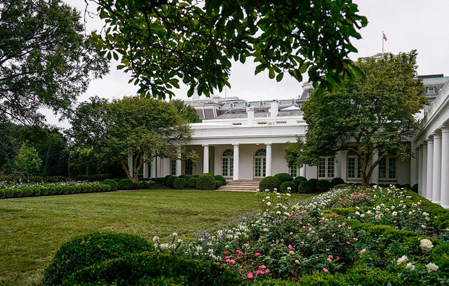 Forget the Roses, Give the White House a Native Plant Garden
