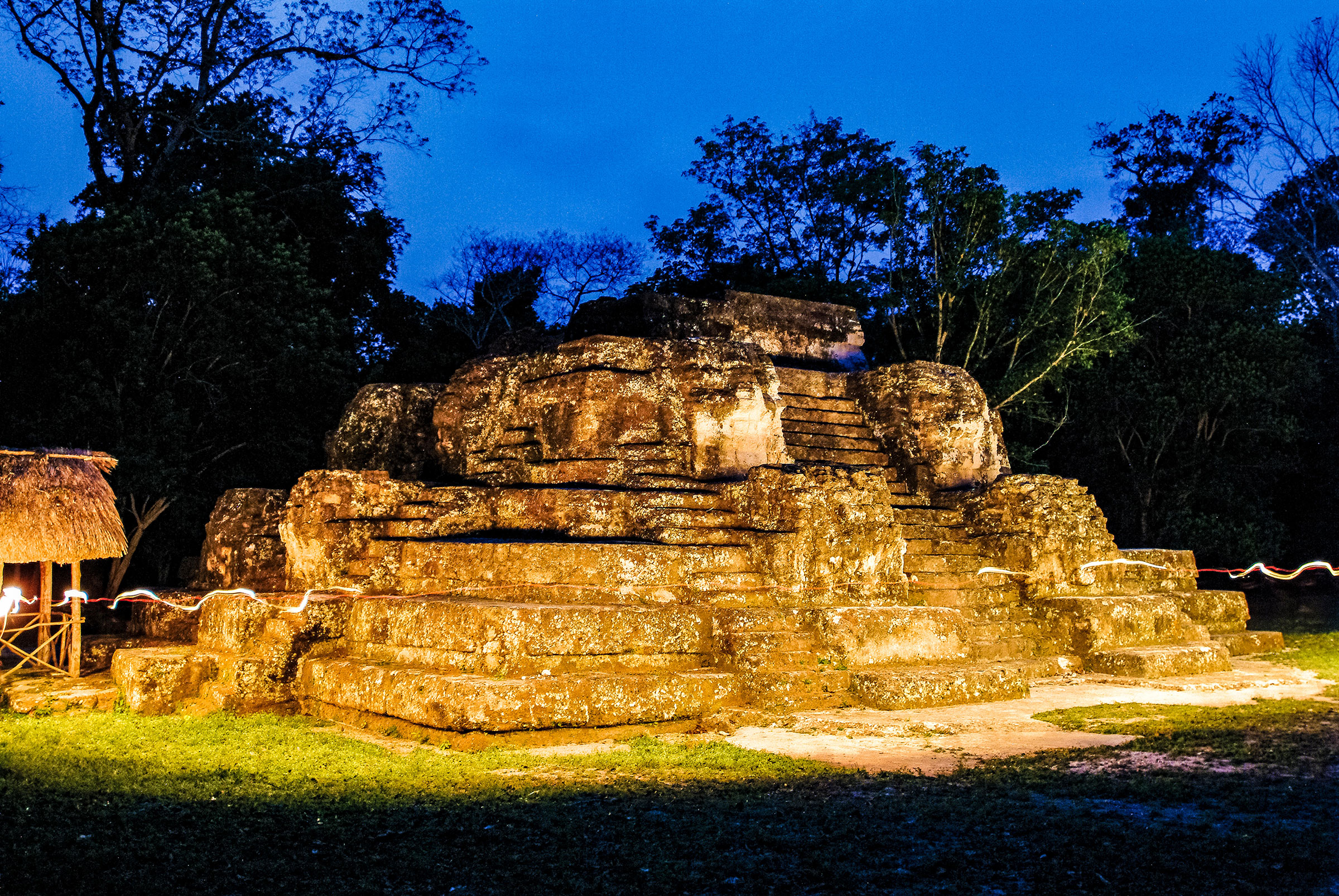The Astronomical Observatory, Guatemala Uaxactun. Realy Easy Star/Alamy